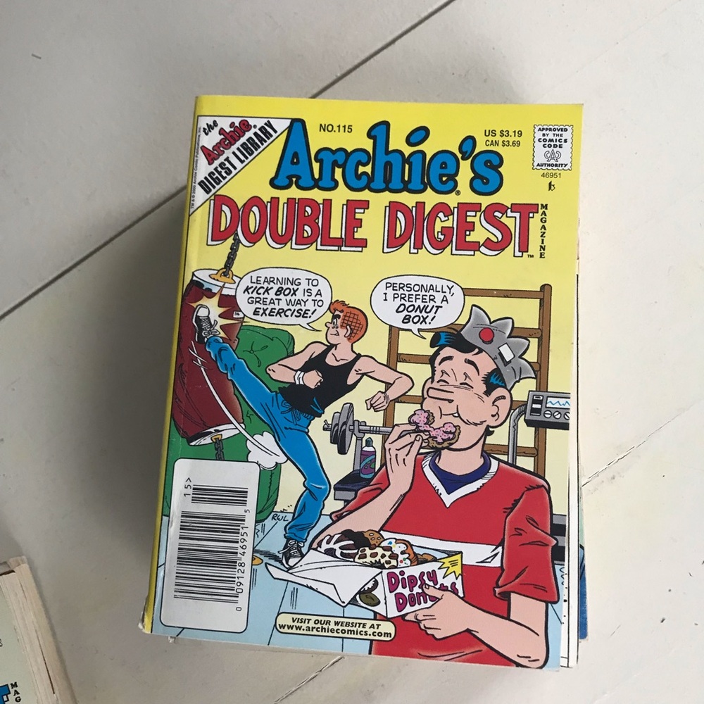Archie’s Double Digest Comic #115 - Yellow Cover